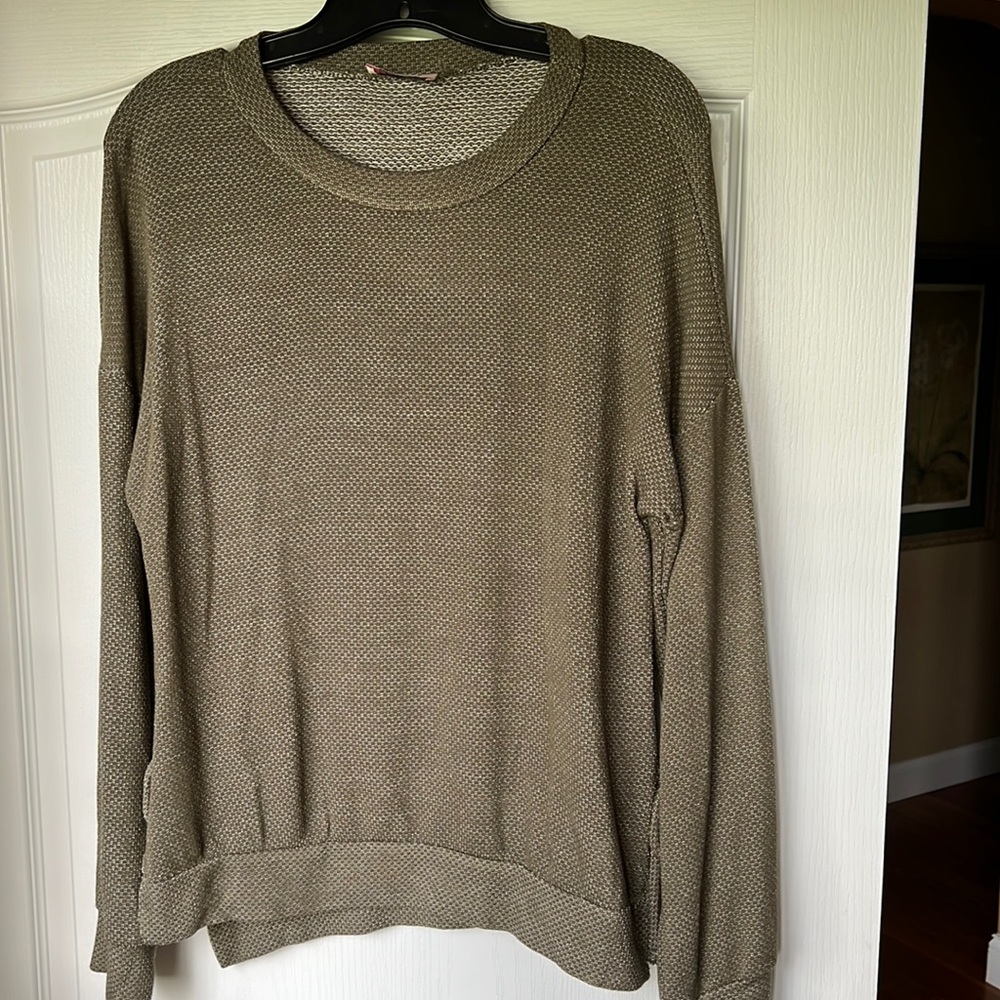 Casual Top - image 1